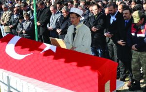 ŞAHİN, SON YOLCULUĞUNA UĞURLANDI