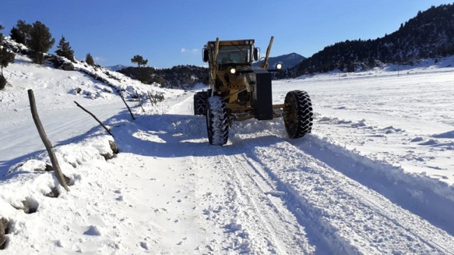 Kahramanmaraş Kırsalında Karla Mücadele Sürüyor