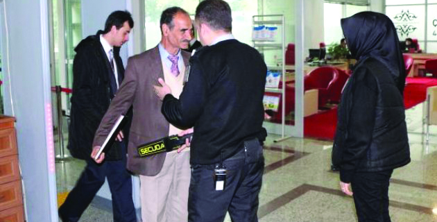 Kamu Kurumlarında Yoğun Güvenlik Önlemleri