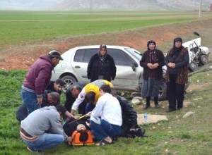 kahramanmaras-ta-trafik-kazasi-4-yarali-5394655_b