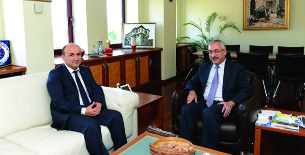 Amasya Üniversitesi Rektörü Deveci’yi Ziyaret Etti