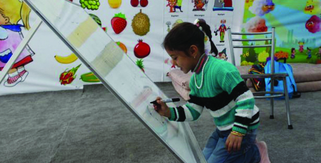 Çadır kentte Suriyeli minikler için anaokulu açıldı