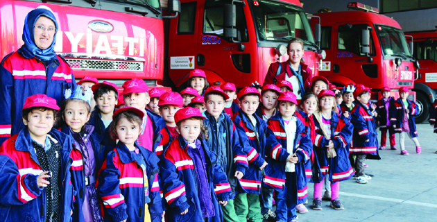 GÖNÜLLÜ İTFAİYECİ PROJESİ TÜM HIZIYLA SÜRÜYOR