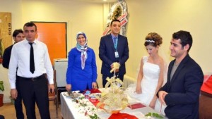 nikah-masasinda-isaret-diliyle-evet-7966937_x_o