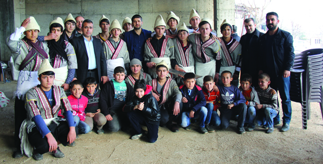 Agcalı’da Çetelere Yemek Verildi