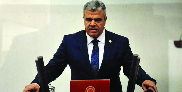 OKAY’DAN VEYSİ KAYNAK’A ‘DEVAM’ ÖVGÜSÜ