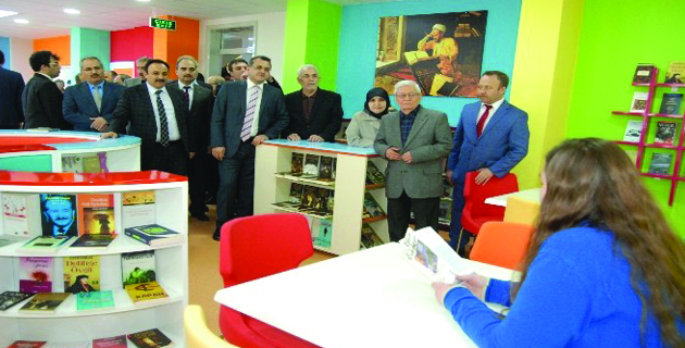 Rasim Özdenören Adına Kütüphane Açıldı