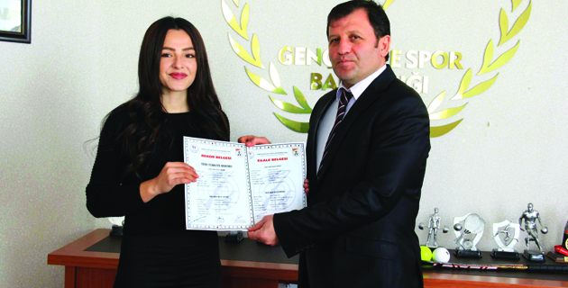 SAFİYE SARITÜRK MİLLİ TAKIMDA