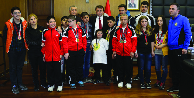 ÖZEL SPORCULARDAN ERKOÇ’A ZİYARET