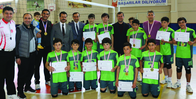 Pazarcıklı Öğrencilerin Voleybol Başarısı