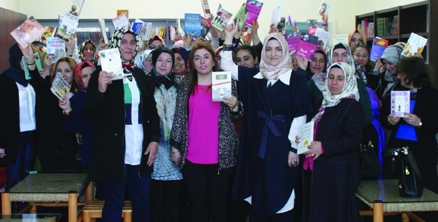 BÜYÜKŞEHİR KADINLARI KİTAP OKUYOR