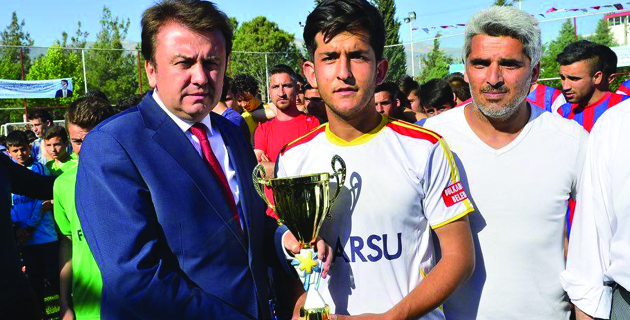 OKULLARINI ŞAMPİYON YAPTILAR