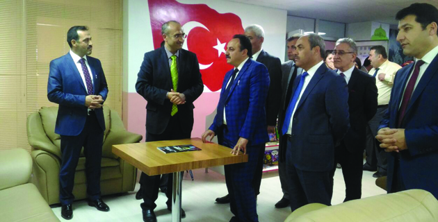 Yahya Kemal Z- KÜTÜPHANE AÇILDI