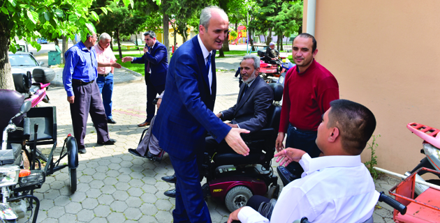 HAYATI PAYLAŞMANIN ENGELİ YOKTUR