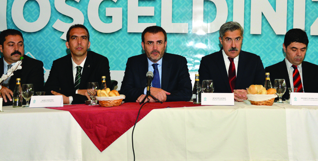 MAHİR ÜNAL MUHTARLARLA BİRARAYA GELDİ