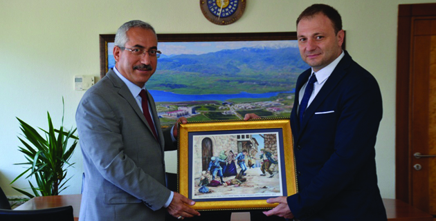 Piazza Avm Müdürü Ufuk Cezmi Bilge’den Rektöre veda ziyareti