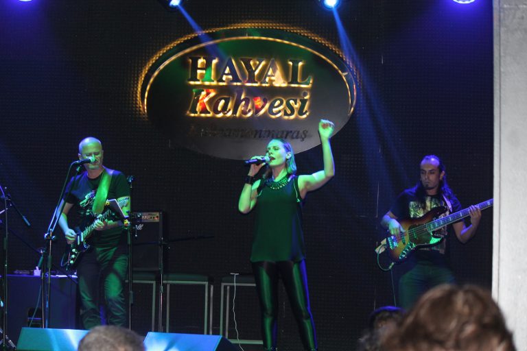 Pandora Band performansıyla mest etti