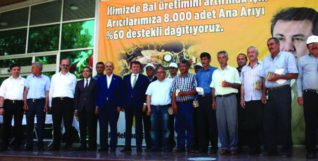 Kahramanmaraş’ta Bal Üreticilerine 8 Bin Arı Dağıtıldı