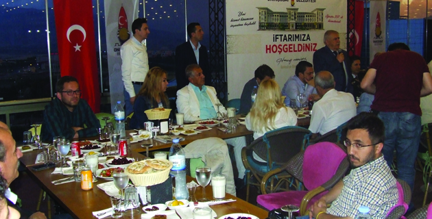 Onikişubat Belediye Başkanı, Gazetecilere İftar Verdi