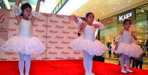 Miniklerden Büyüleyen Bale Gösterisi 2