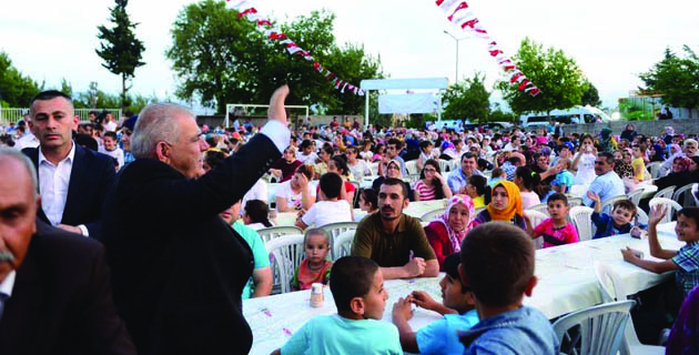 ONİKİŞUBAT SEMT İFTARLARI MUHTEŞEM BAŞLADI