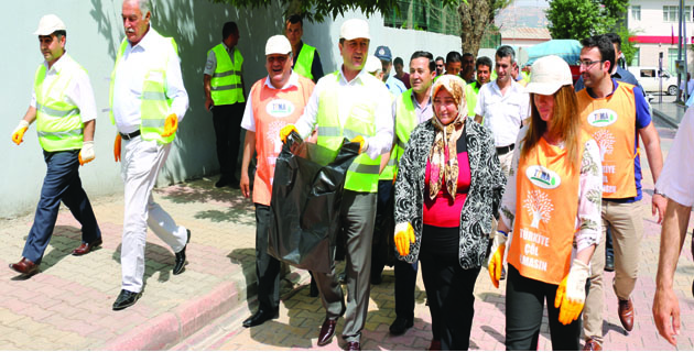 Belediye ve Tema’dan Temizlik etkinliği düzenlendi