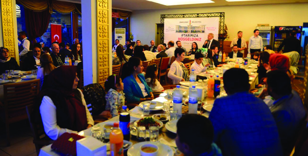 Onikişubat Belediye Meclis Üyeleri İftar yemeğinde bir araya geldi