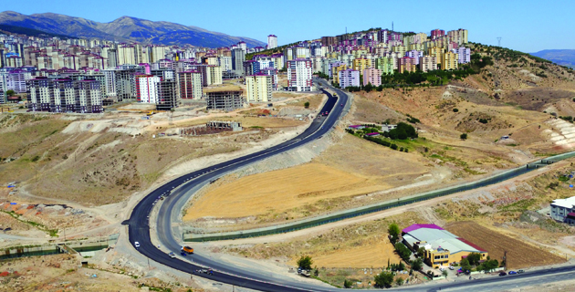 BOĞAZİÇİ BULVARI’NDA HUMMALI ÇALIŞMA