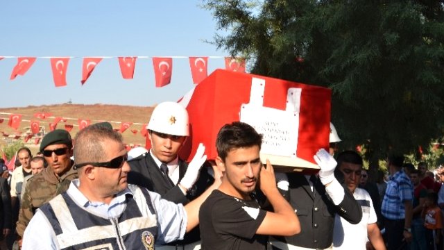 K.maraş Darbe Şehidini Son Yolculuğuna Uğurlandı