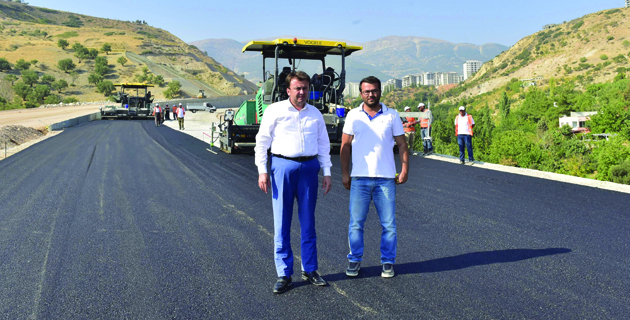 SÜMBÜLLÜ BULVARI’NDA ASFALT BAŞLADI