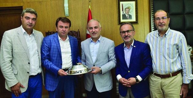 TÜRK KIZILAYI’NDAN BAŞKAN ERKOÇ’A ZİYARET