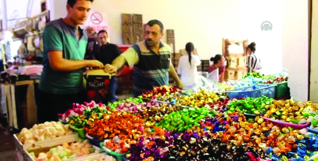 Tarihi Çarşıda Bayram Heyecanı