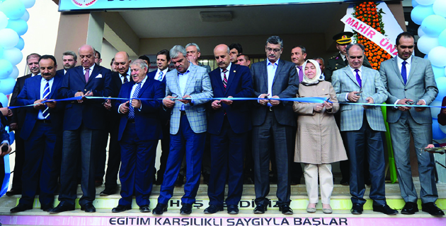 DÖNÜKLÜ İMAM HATİP ORTAOKULU EĞİTİME AÇILDI