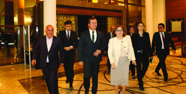 BAŞKAN BOZDAĞ 200 BİN PAZARCIKLIYI BİR ARAYA GETİRDİ
