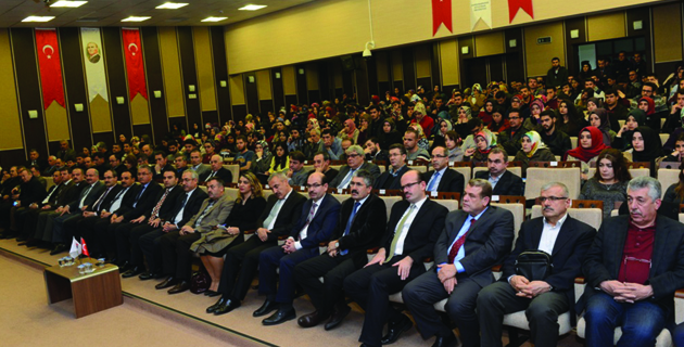Başkanlık Sistemi ve Yeni Anayasa Arayışları