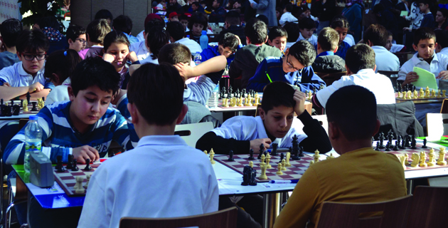 Piazza’da Kıran Kırana Satranç Mücadelesi Başlıyor
