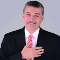“Gazeteciler  vazgeçilmez unsurdur”