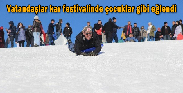 Vatandaşlar kar festivalinde çocuklar gibi eğlendi