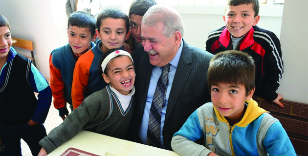 Mahçicek’ten 23 nisan mesajı