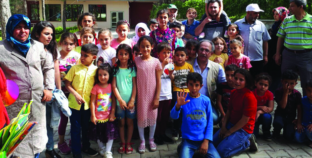 500 Yetim Çocuk Gönüllerince Eğlendi