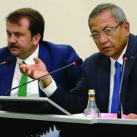 ÖKSÜZ: “BU MEMLEKETİN SORUNLARINI EN İYİ BURADA YAŞAYAN BİLİR