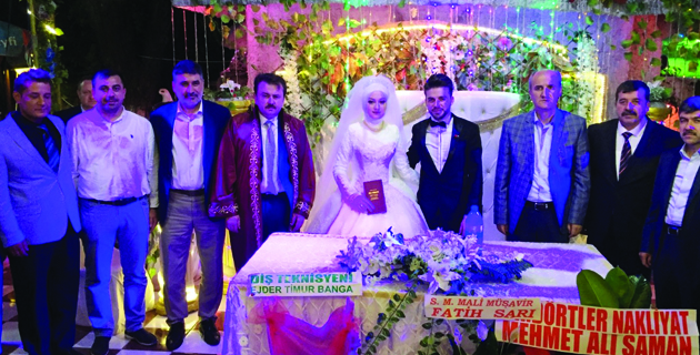 Başkanları Buluşturan Düğün!