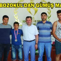 BOKS’TA BOZOKUL’DAN GÜMÜŞ MADALYA