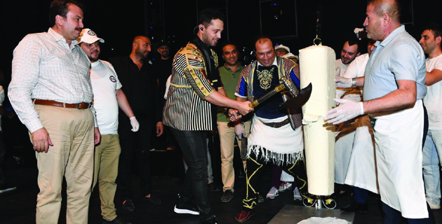 DONDURMA FESTİVALİ KONSERLE SONA ERDİ