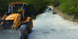 BÜYÜKŞEHİR’DEN 3 MİLYON METREKARE PARKE