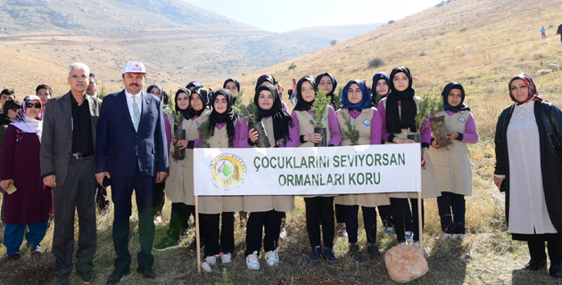 ERKOÇ: “SİZİN DE BİR DİKİLİ AĞACINIZ OLSUN”