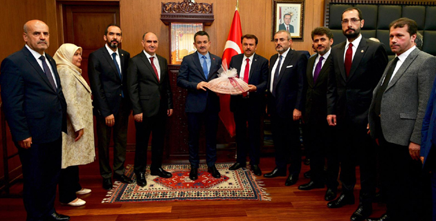 BAKAN PAKDEMİRLİ’DEN BÜYÜKŞEHİR’E ZİYARET