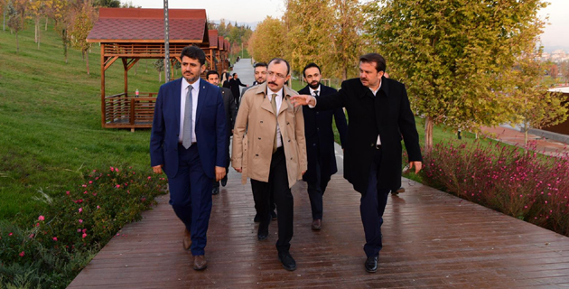 ERKOÇ HİZMETLERİ GEZDİRDİ