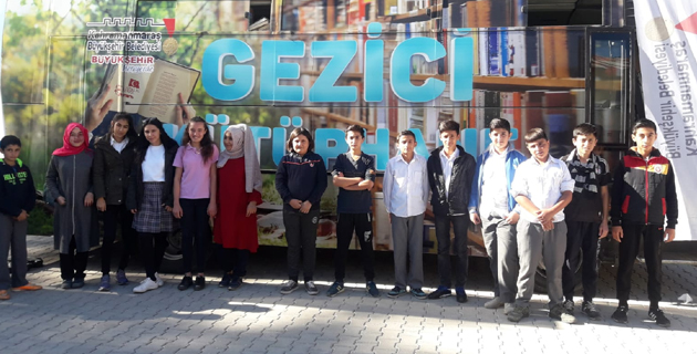 GEZİCİ KÜTÜPHANE SEYRANTEPE’DE