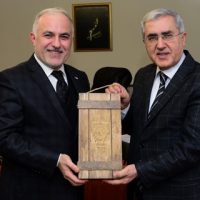 Türk Kızılay Genel Başkanı Kınık’tan Rektör Can’a Ziyaret